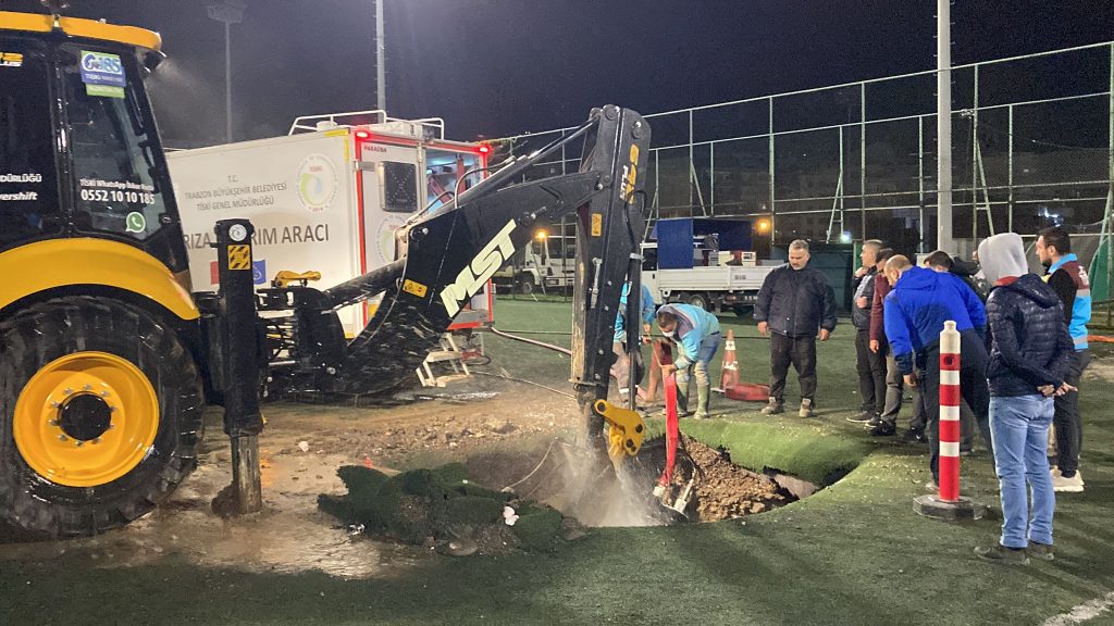 TİSKİ’DEN ALKIŞLIK ÇALIŞMA