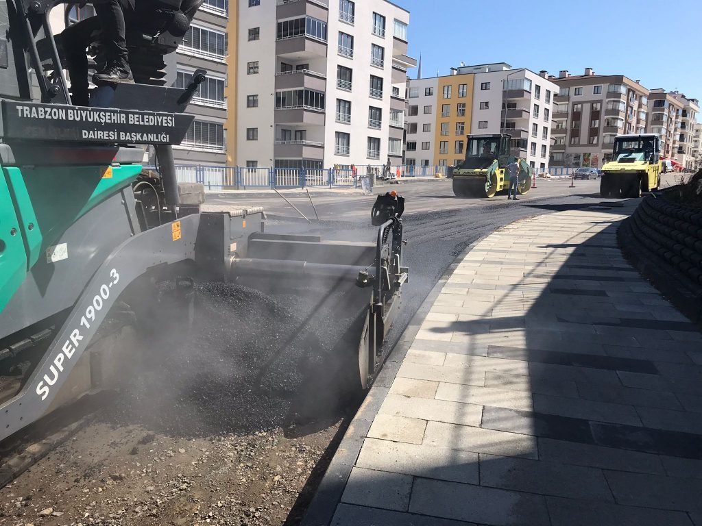 BÜYÜKŞEHİR YOL BAKIM ÇALIŞMALARINDA HIZ KESMİYOR