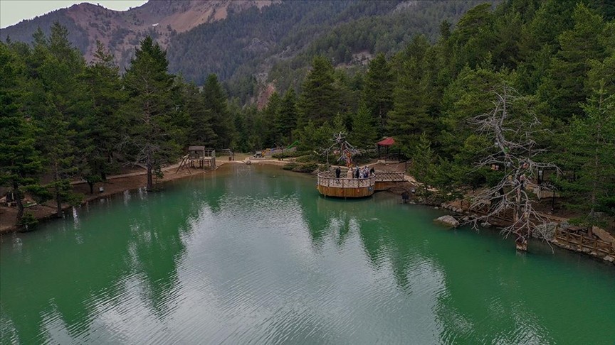 Limni Gölü sezonun ilk turistlerini ağırlıyor