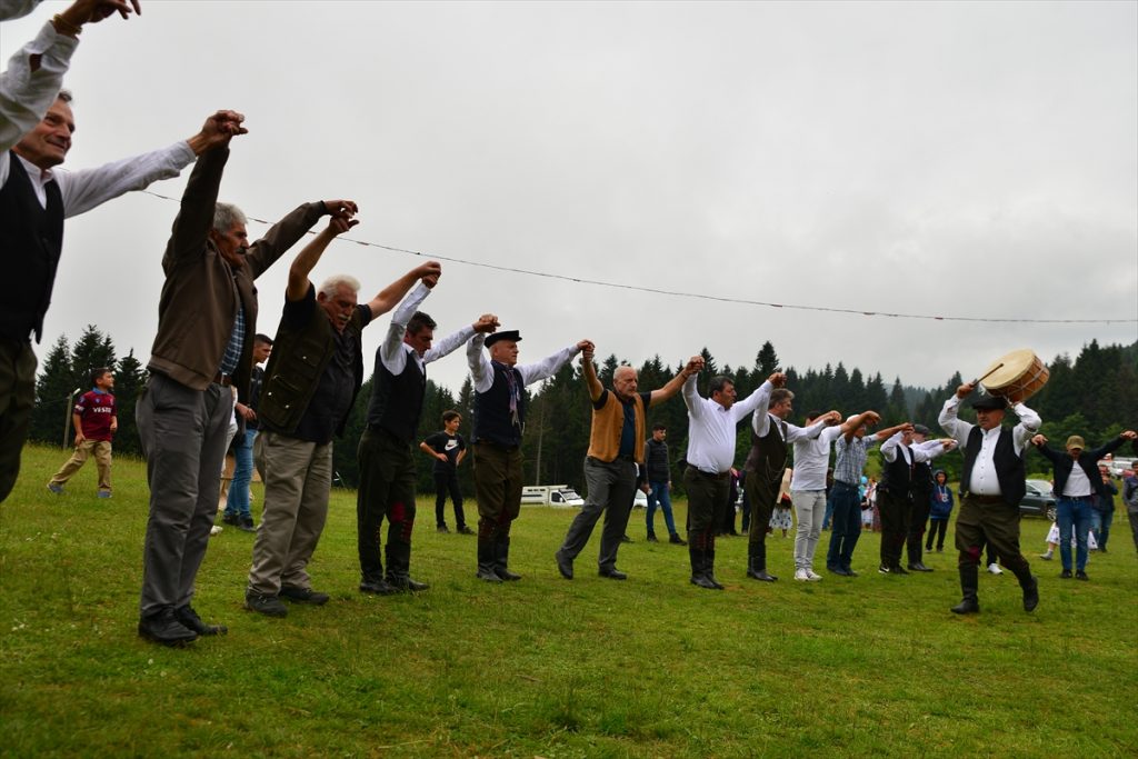 “30. Uluslararası Akçaabat Müzik ve Halk Oyunları Festivali” başladı