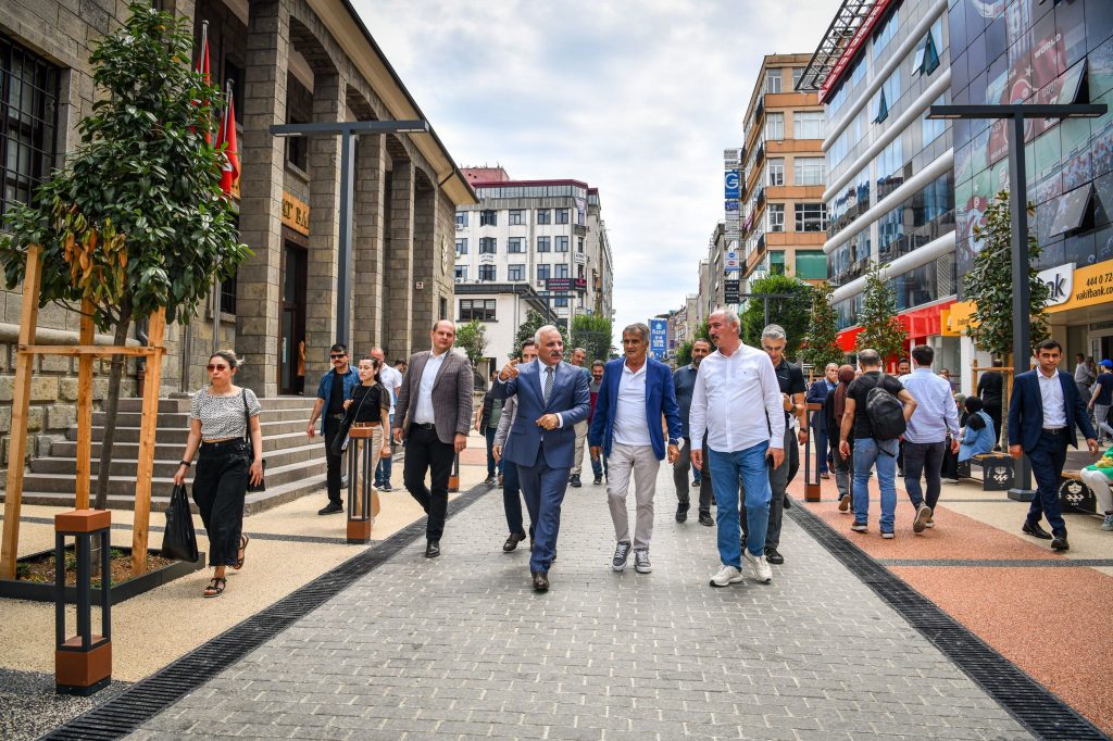 Zorluoğlu ve Güneş, Trabzonu birlikte gezdi