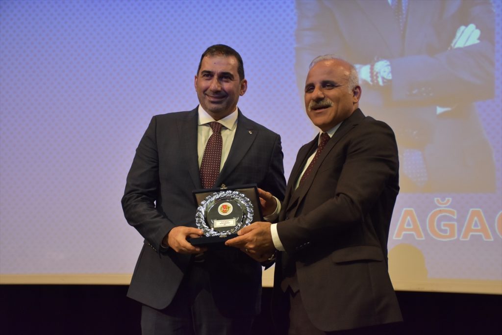 Trabzon’da “2021 Yılı Başarılı Gazeteciler Yarışması” ödül töreni düzenlendi