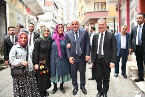 Başkan Zorluoğlu Şalpazarı’na çıkarma yaptı