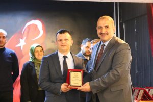 “Arsin Veliler Okuyor” kitap okuma yarışması