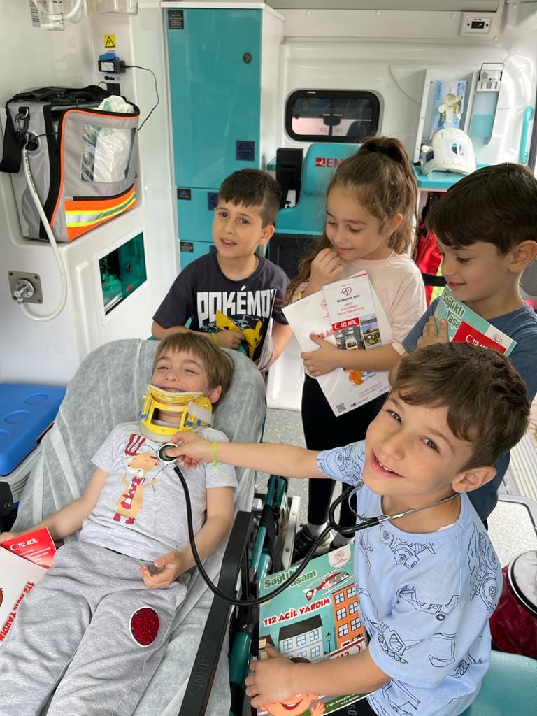 Trabzon İl Ambulans Servisi Acil Sağlık Hizmetleri Tanıtım Faaliyeti