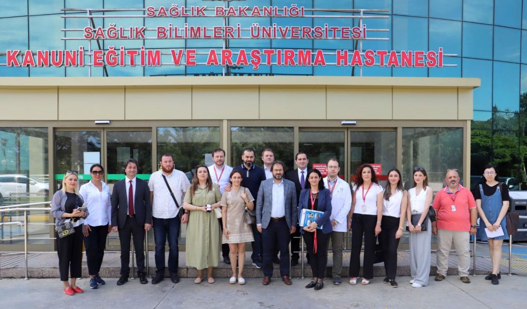 Azerbaycanlı acentelere Trabzon’un sağlık turizmi olanakları tanıtıldı