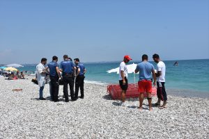 Trabzon’dan Antalya’ya tatile giden genç denizde boğuldu