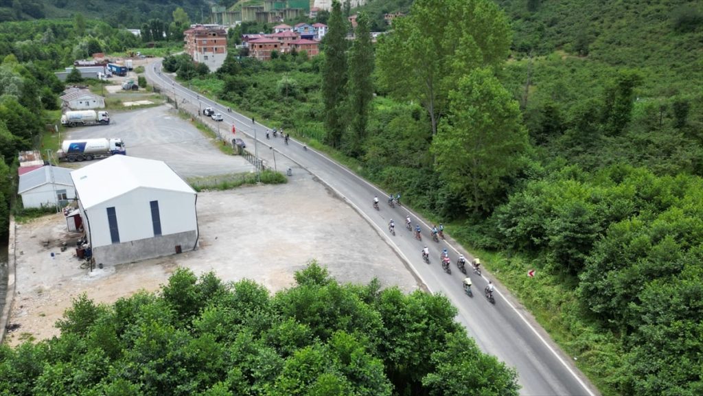 Arsin-Santa Dağ Bisikleti Maratonu ve Halk Koşusu Festivali tamamlandı