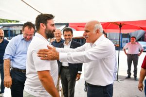 BAŞKAN ZORLUOĞLU AKÇAABAT’TA ESNAF VE VATANDAŞLARLA BULUŞTU