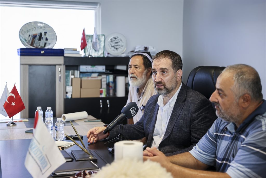 AK Parti Genel Başkan Yardımcısı Şen, Türkistanlılar Derneğinde konuştu: