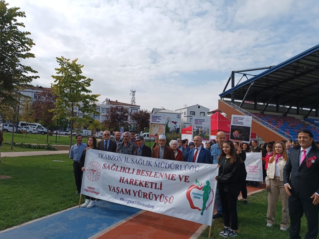 Trabzon’da “Sağlıklı Beslenme ve Hareketli Hayat Yürüyüşü” etkinliği yapıldı