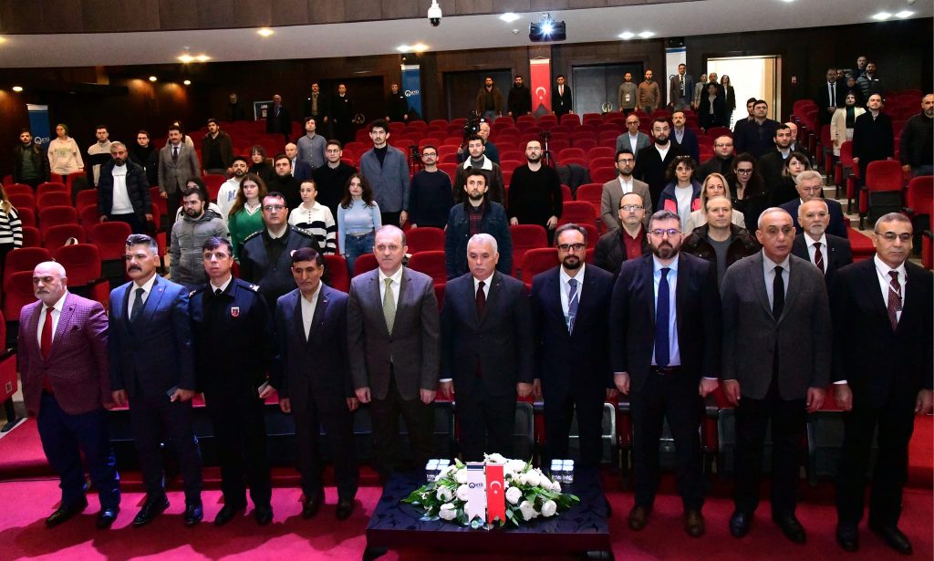Vali Aziz Yıldırım, KTÜ tarafından düzenlenen “Pontus Meselesinin Dünü ve Bugünü Çalıştayı”na katıldı