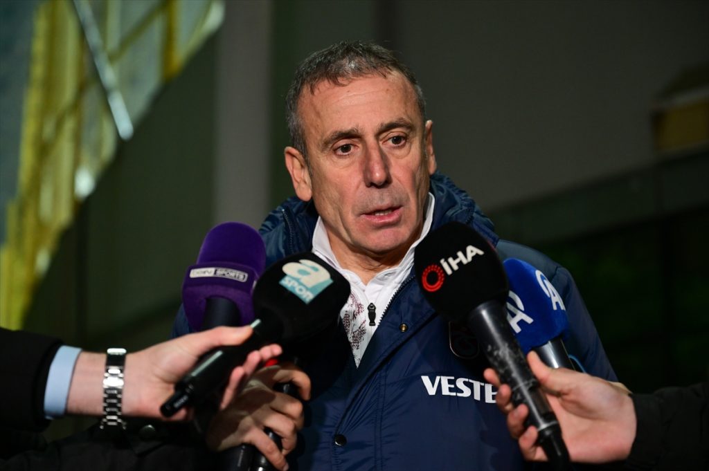 “Kalitemizi, hızımızı artırmamız lazım. Bunun için çalışıyoruz, çalışmaya devam edeceğiz”