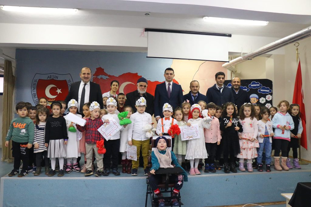 Arsin’de Kur’an-ı Kerim’e Geçiş Programı Düzenlendi