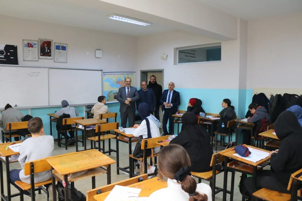 Arsin’de Eğitime destek