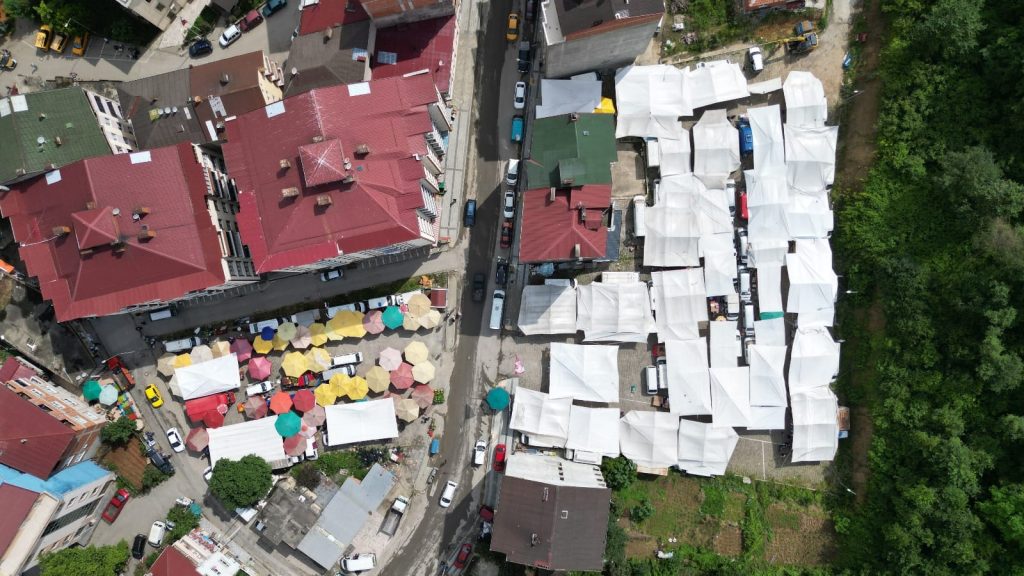 Arsin pazar yeri, yeni güzergahında