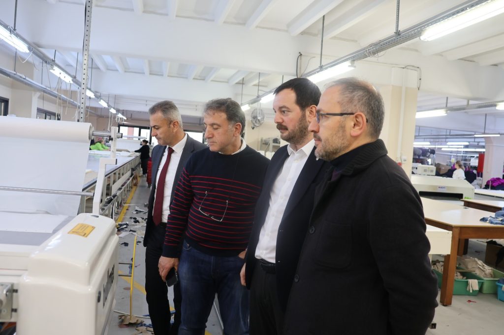 Arsin OSB’de ziyaretler devam ediyor