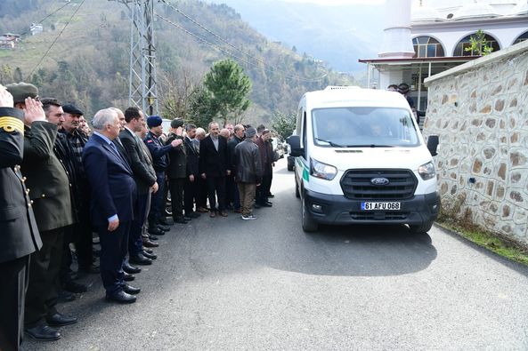 Vali Aziz Yıldırım Kıbrıs Gazisi Ahmet Kırcı’nın Cenazesine Katıldı