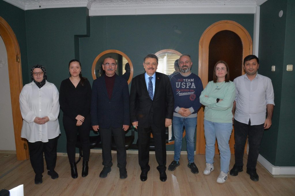 BAŞKAN GENÇ’TEN BASIN KURULUŞLARINA BAYRAM ZİYARETİ