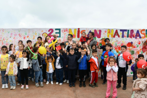 BÜYÜKŞEHİR’İN 23 NİSAN ETKİNLİĞİNE YOĞUN İLGİ