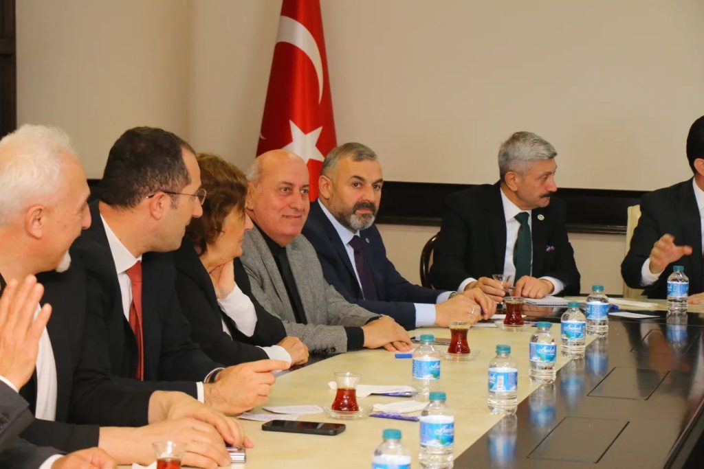 Arsin’e değer katacak projelere imza atacağız..