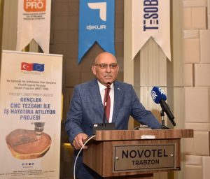 TESOB’un projesiyle Trabzon’un ahşap hediyelik eşya sektörü gelişiyor