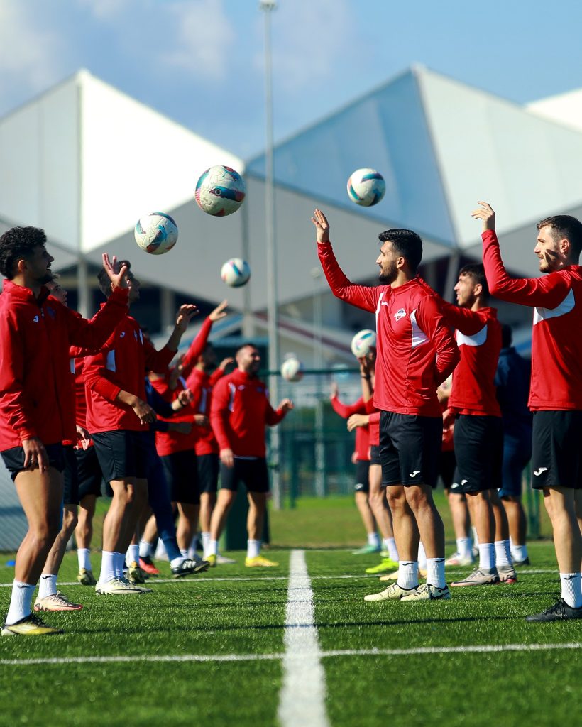 Hazırlıklar devam ediyor