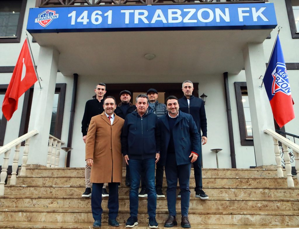 Bayraktar ve Çam’dan kulübe ziyaret