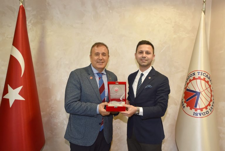 Türk Eğitim Vakfı’ndan TTSO’ya teşekkür plaketi