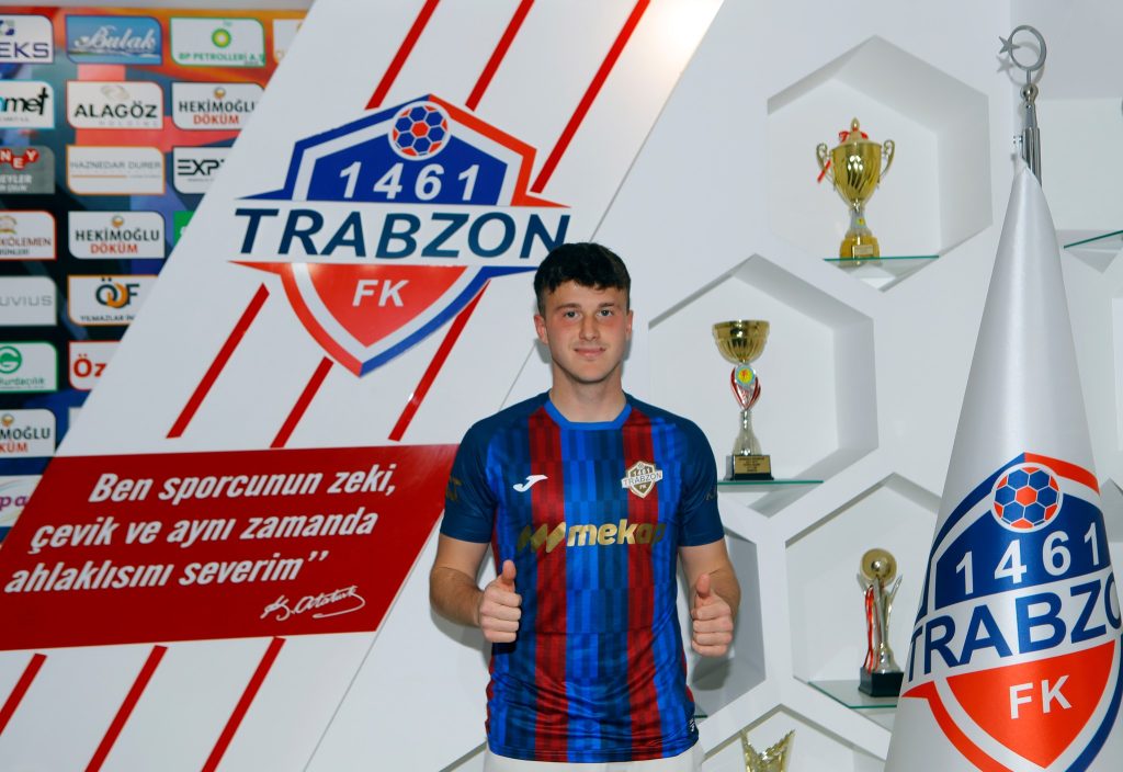 Fatih Tekke’nin oğlu ile sözleşme imzalandı