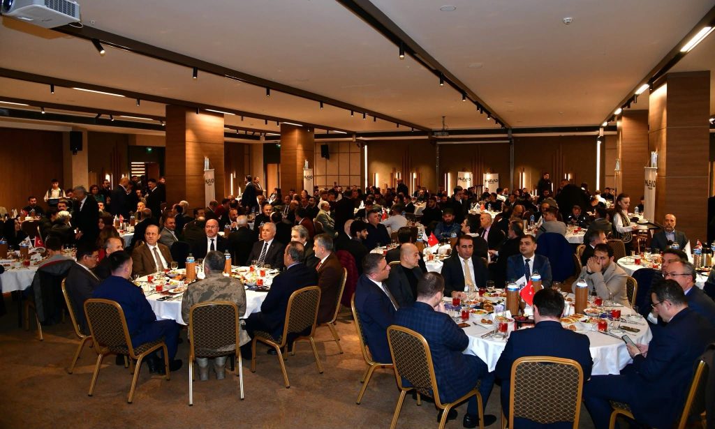 Vali Yıldırım, MÜSİAD’ın İftar Programına Katıldı