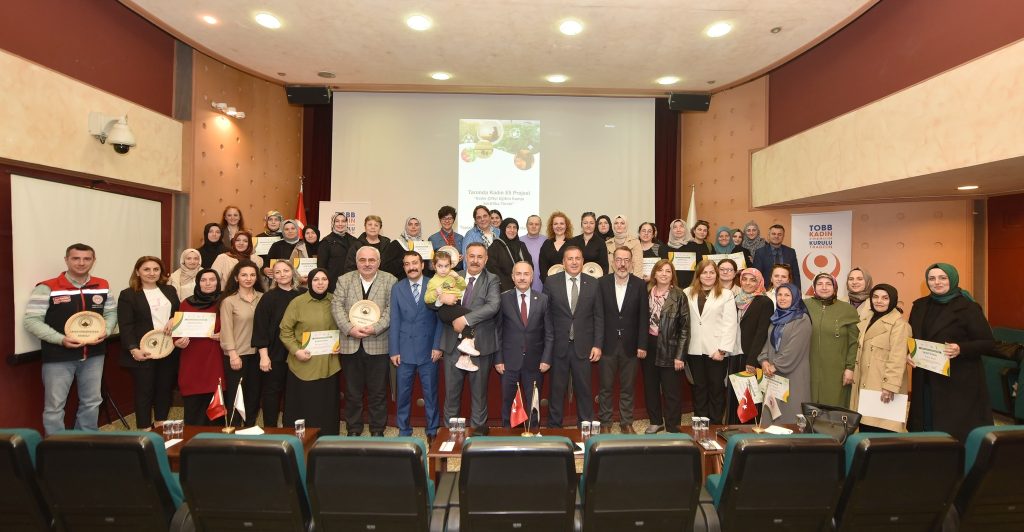 Eğitimli kadın çiftçiler tarıma değer katacak