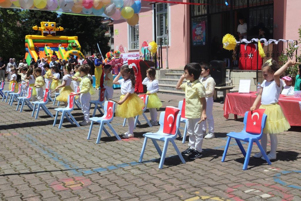 Arsin’de “Ellerim Küçük, Hayallerim Büyük” etkinliği,
