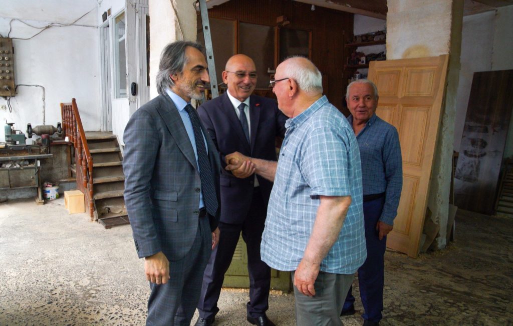 Şener ve Kara’dan Ahilik Esnaf Beratı sahibi Yaşar Ercin’e ziyaret