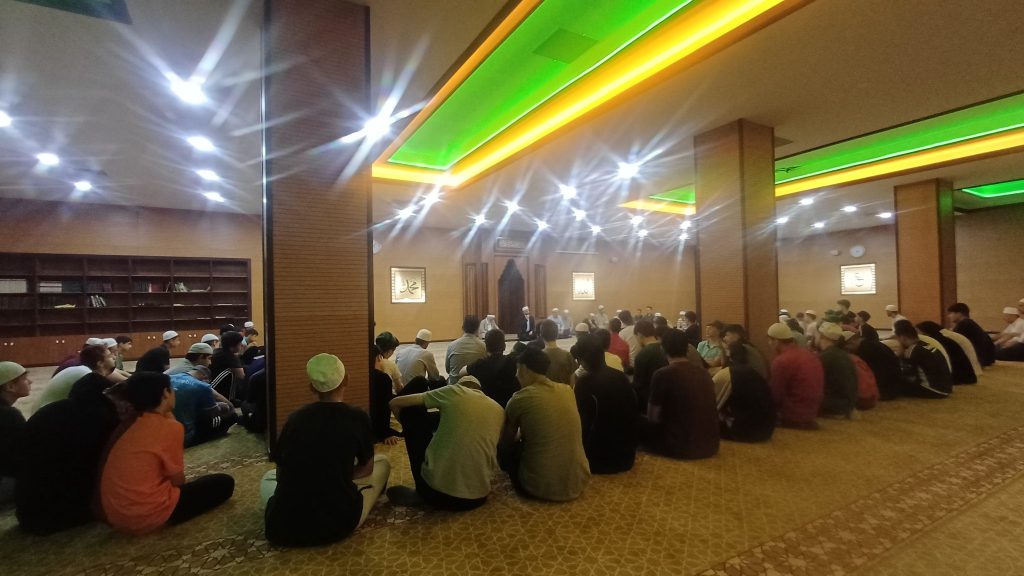 15 Temmuz Şehitlerimizi Anma ve Sabah Namazı Gençlik Buluşması Gerçekleştirildi