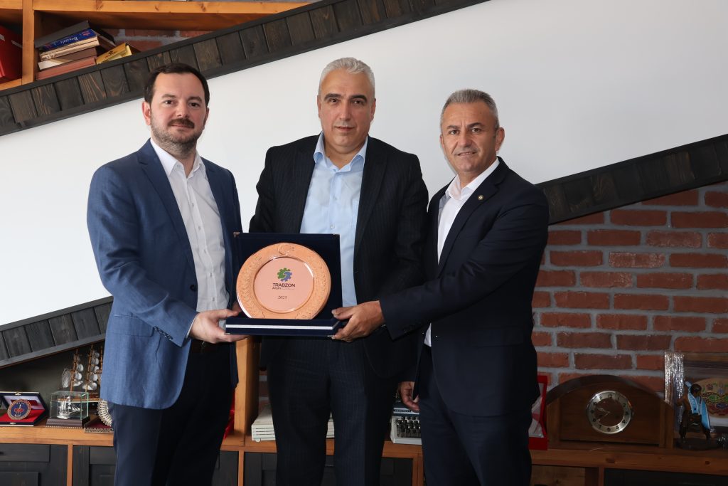 OSB Mesleki ve Teknik Anadolu Lisesi Müdürü İbrahim Durukan’dan Teşekkür Ziyareti