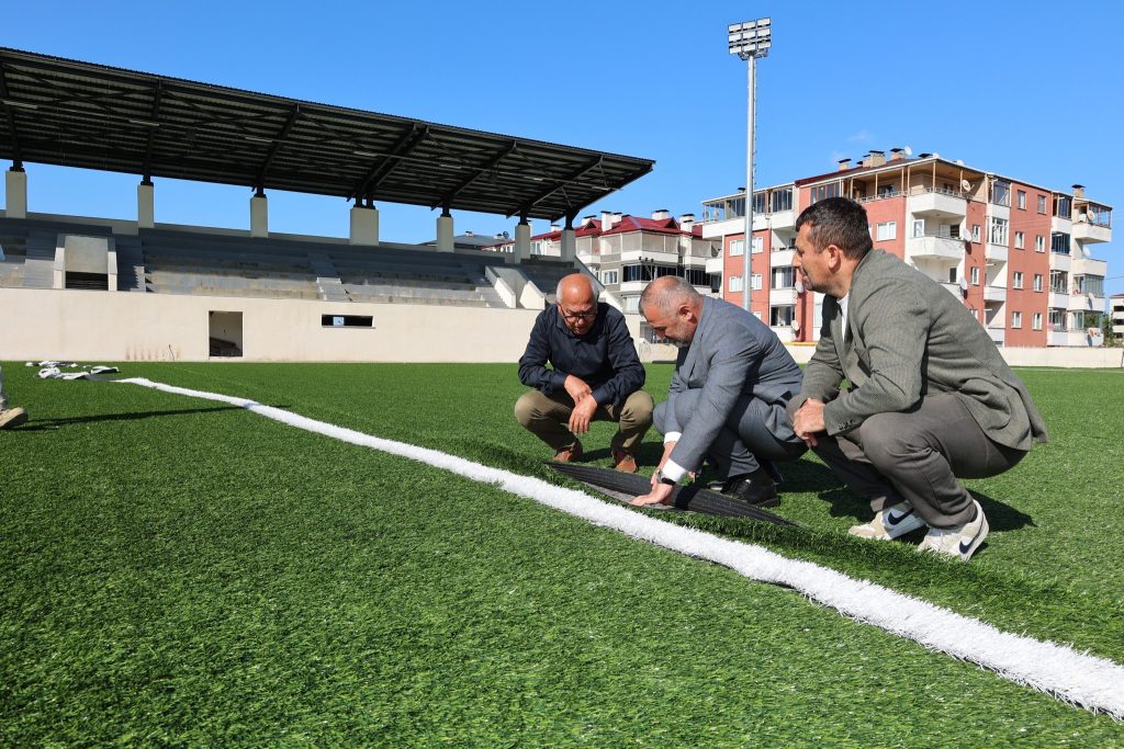 Arsin’de Stadyum Çalışmaları Hızla İlerliyor