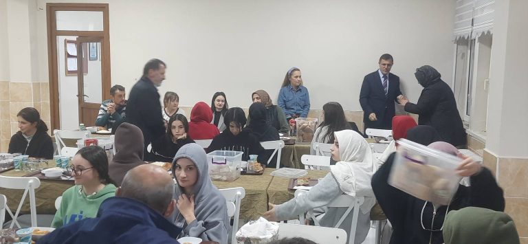Arsin’de Öğrencilerle Anlamlı İftar Buluşması