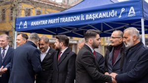 Anahtar Parti Trabzon Teşkilatı Bayramlaşma Programında Buluştu