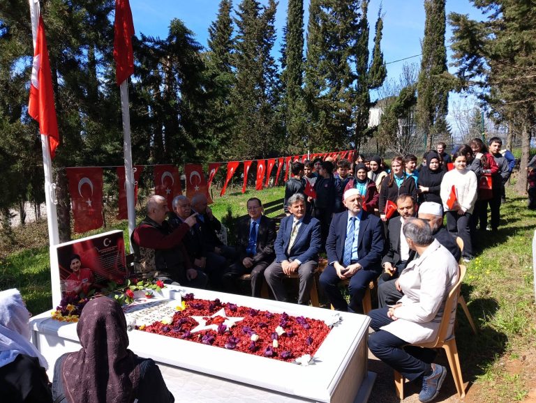 Trabzon’da Şehit Pilot Yüzbaşı Burak Gençcelep Anıldı