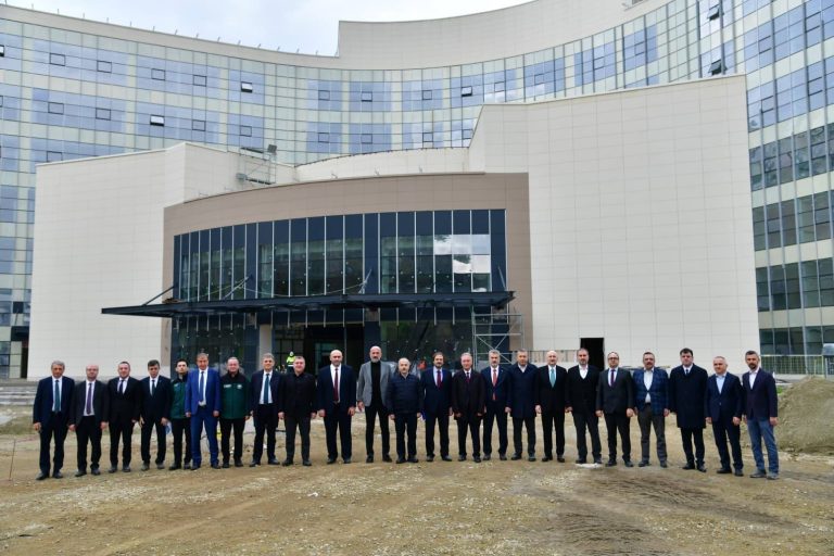 Trabzon Şehir Hastanesi’nde İnceleme Yapıldı