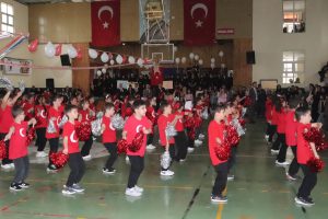 Arsin’de 23 Nisan Ulusal Egemenlik ve Çocuk Bayramı Coşkusu