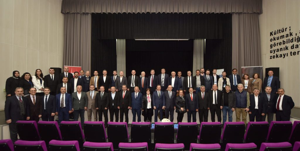 TESOB Genel Kurulu’nda Metin Kara yeniden başkanlığa seçildi
