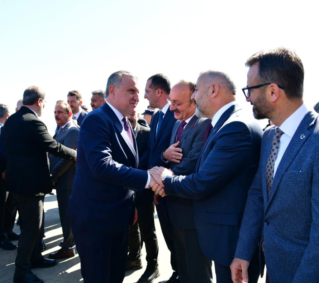 Gençlik ve Spor Bakanı Açıyor: Arsin Yeni Stadyumuna Kavuşuyor