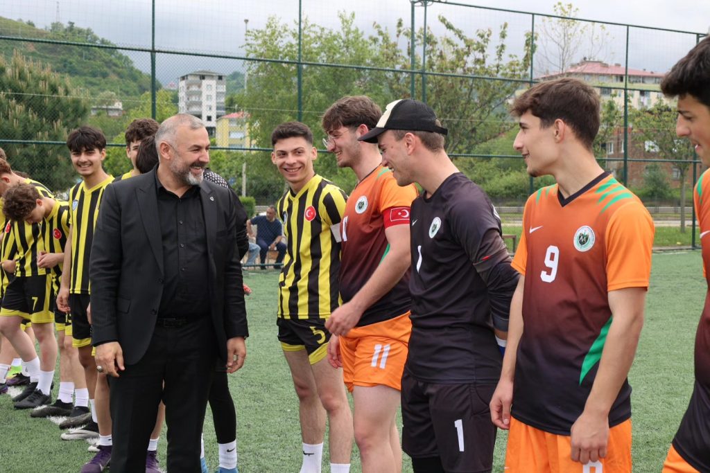 Başkan Hamza Bilgin’den Genç Sporculara Destek