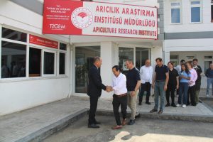 Arıcılık Araştırma Enstitüsü’nde Bayramlaşma Programı Gerçekleştirildi