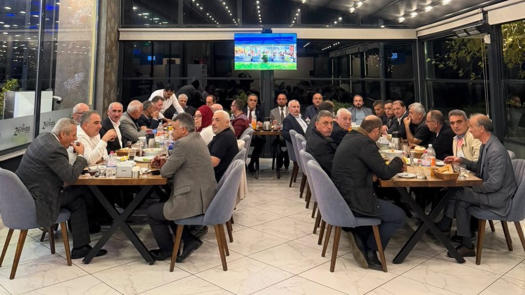İYİ Parti Arsin Teşkilatı Muhtarlarla Bir Araya Geldi